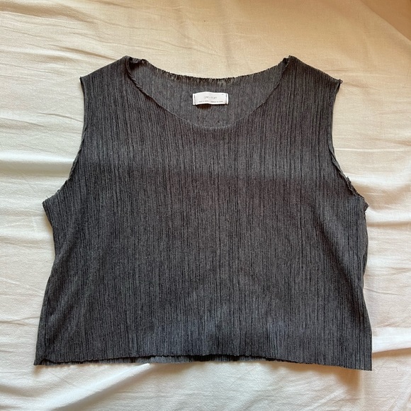 Oak + Fort Cropped Textured Knit Tank Top - Picture 1 of 4